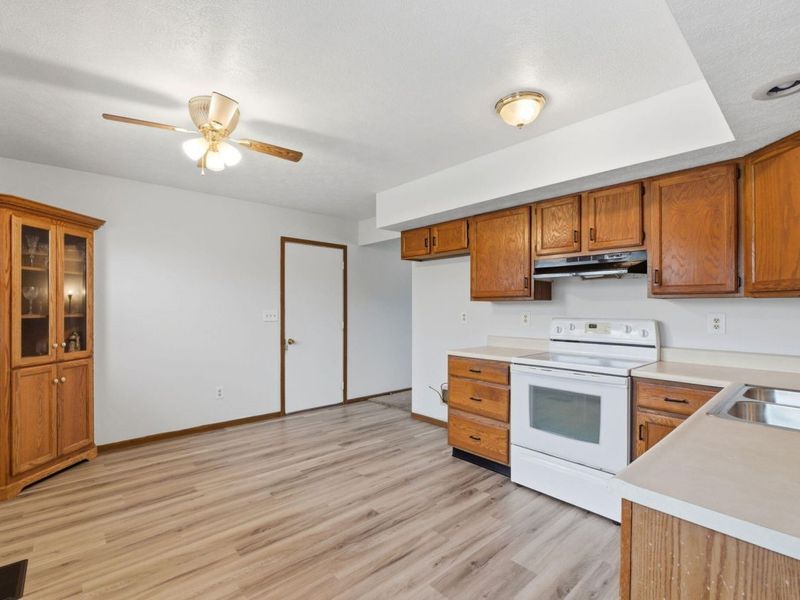 107 Ashlee Drive, Lewisburg, OH 45338 Photo 11