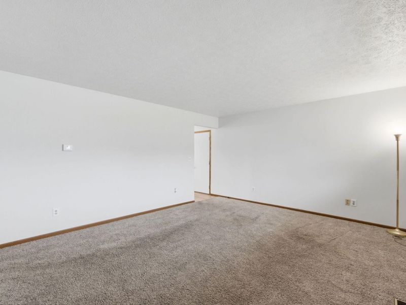 107 Ashlee Drive, Lewisburg, OH 45338 Photo 4