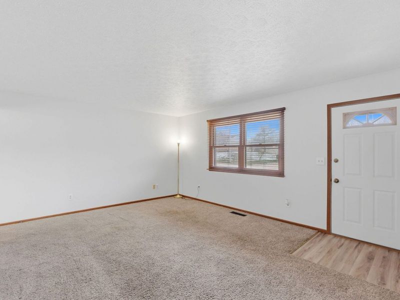 107 Ashlee Drive, Lewisburg, OH 45338 Photo 5