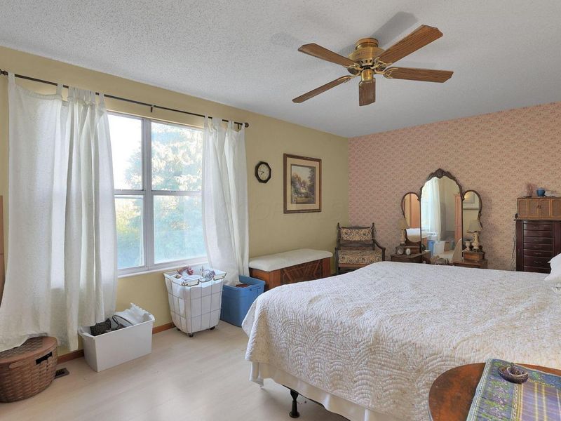 6167 Shelba Drive, Galloway, OH 43119 Photo 13