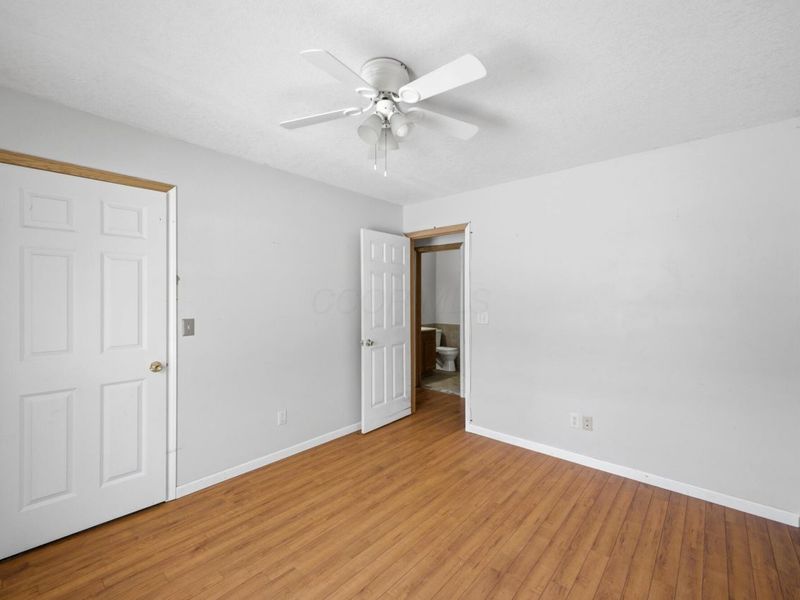 647 Greenbriar Circle, Howard, OH 43028 Photo 13