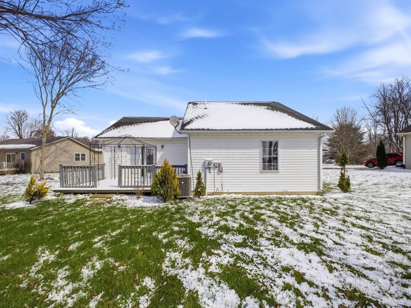 647 Greenbriar Circle, Howard, OH 43028 Photo 24