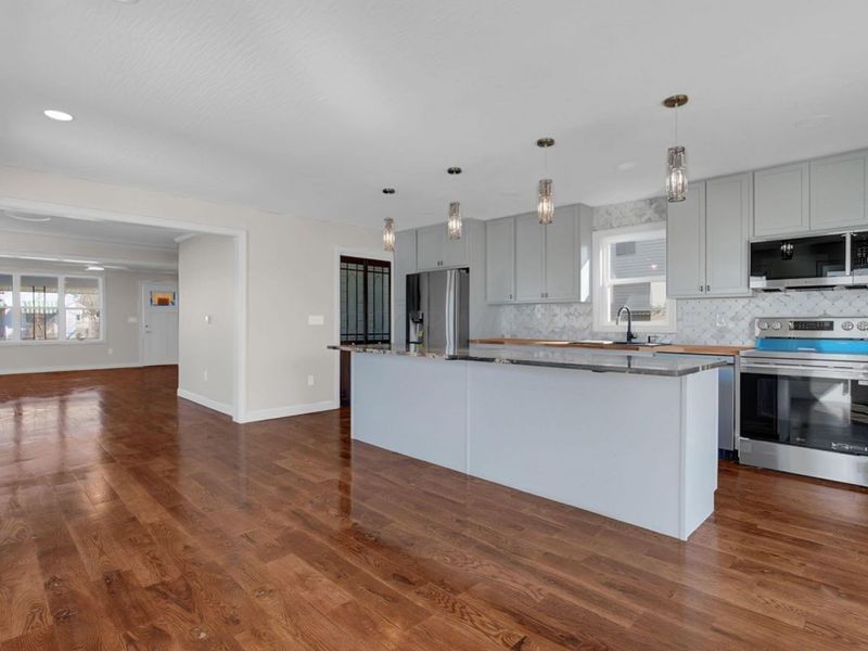 701 E Gates Street , Columbus, OH 43206 Photo 13