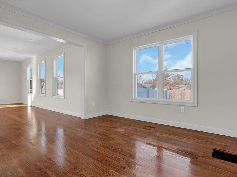 701 E Gates Street , Columbus, OH 43206 Photo 9