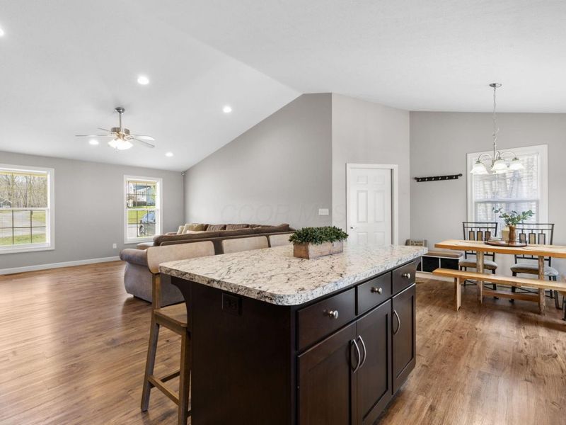 658 Crestrose Drive, Howard, OH 43028 Photo 14