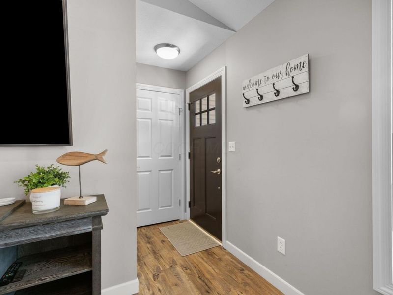 658 Crestrose Drive, Howard, OH 43028 Photo 5