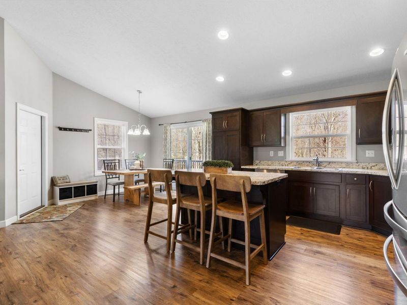 658 Crestrose Drive, Howard, OH 43028 Photo 9