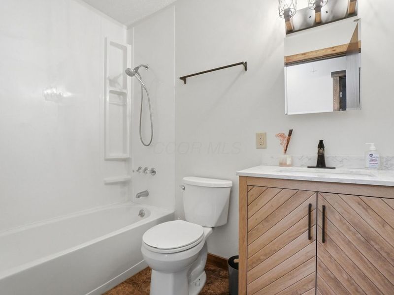 6774 Lewis Drive , Grove City, OH 43123 Photo 16