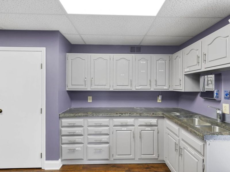 1918 Bethel Road, Columbus, OH 43220 Photo 24