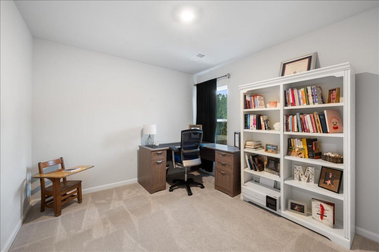 591 Spanish Wells Road Photo 13