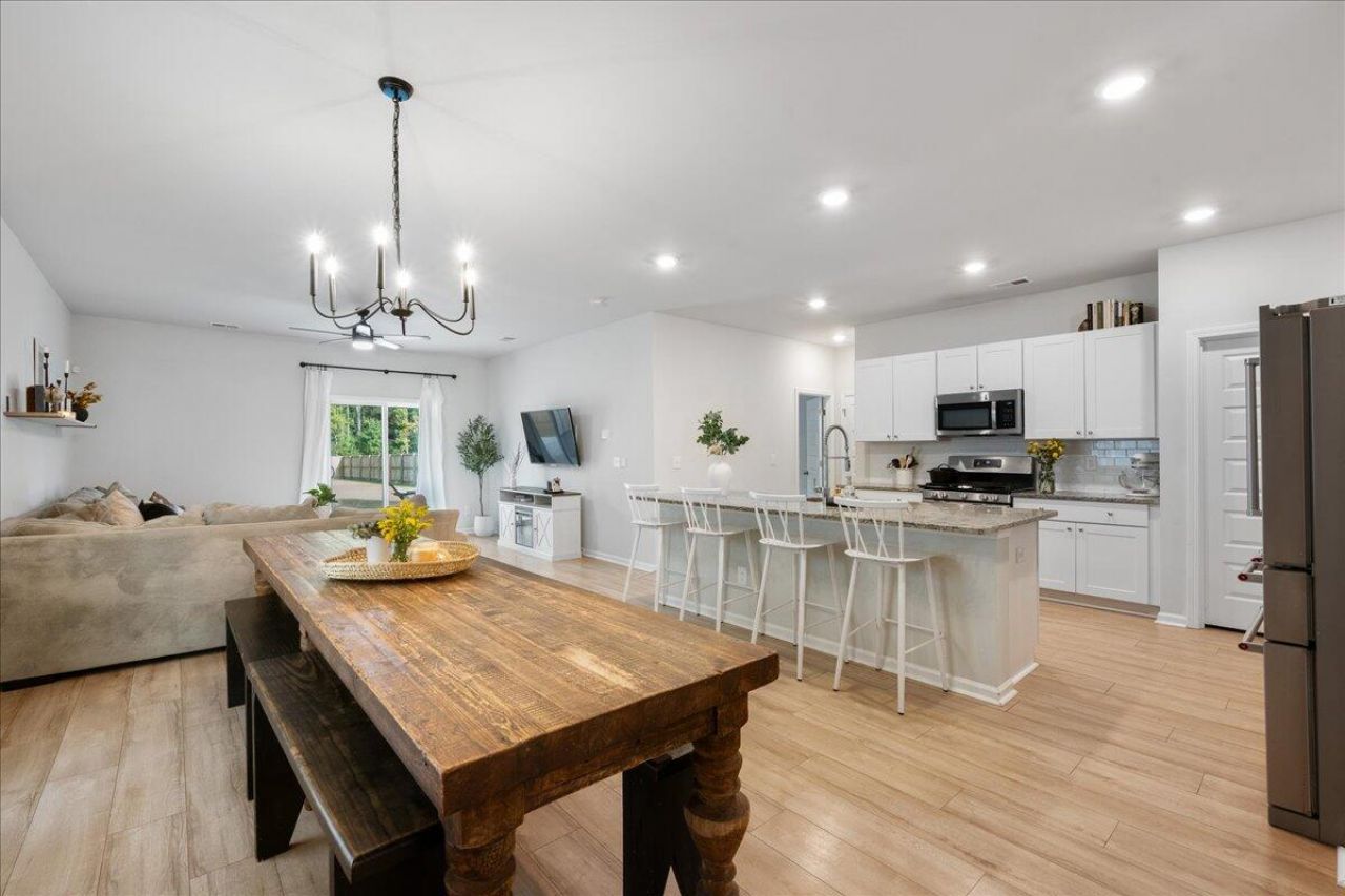 591 Spanish Wells Road Photo 8