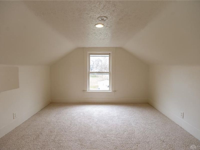 925 Garden Avenue, Middletown, OH 45044 Photo 13