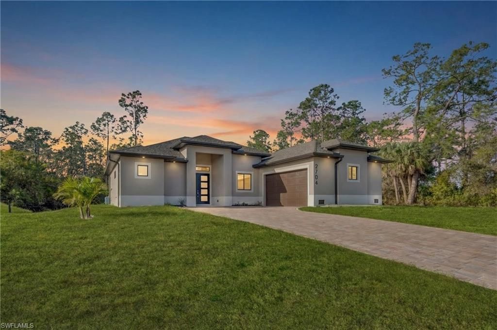 2704 E 15th St, Lehigh Acres, FL 33972 Photo