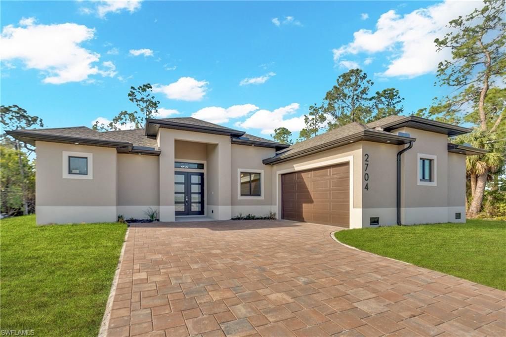 2704 E 15th St, Lehigh Acres, FL 33972 Photo