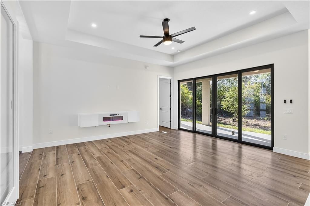 2704 E 15th St , Lehigh Acres, FL 33972 Photo