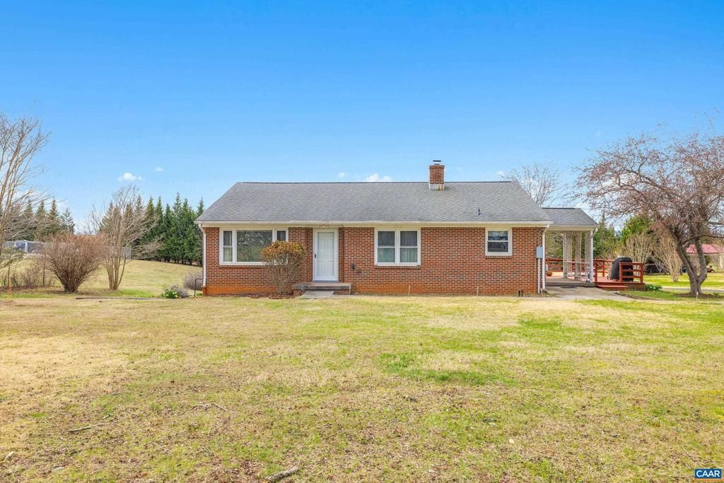 4112 Dickerson Rd, Charlottesville, VA 22911 Main Photo