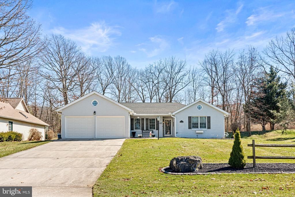 6839 FAIRWAY DRIVE E , FAYETTEVILLE, PA 17222