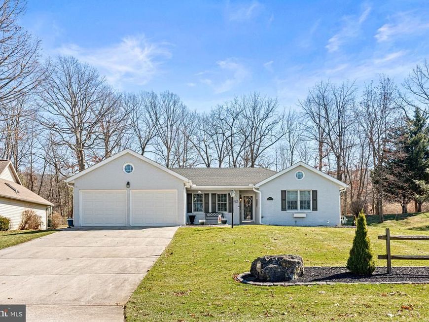 6839 Fairway Drive E , Fayetteville, PA 17222 Main Photo