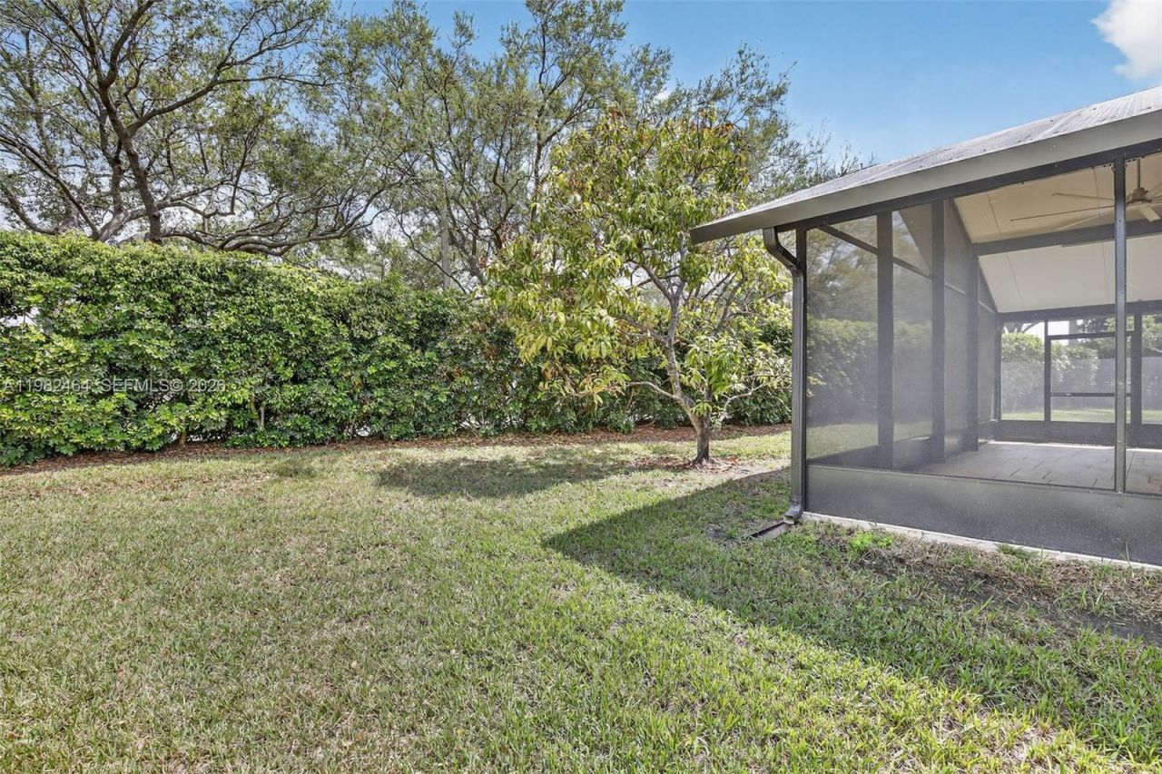 1281 NW 170th Ave, Pembroke Pines, FL 33028 Photo