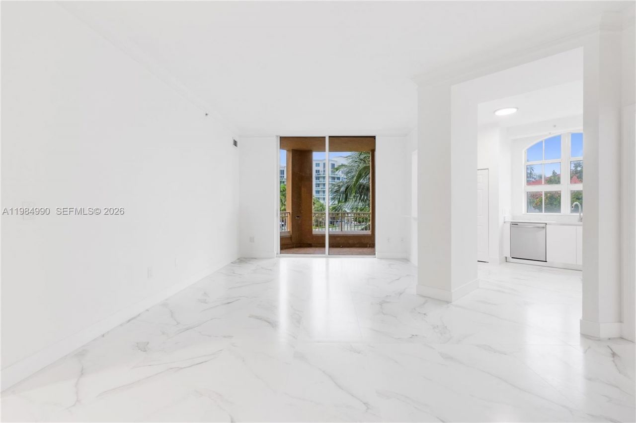 3001 NE 185th St , Unit 317, Aventura, FL 33180 Photo