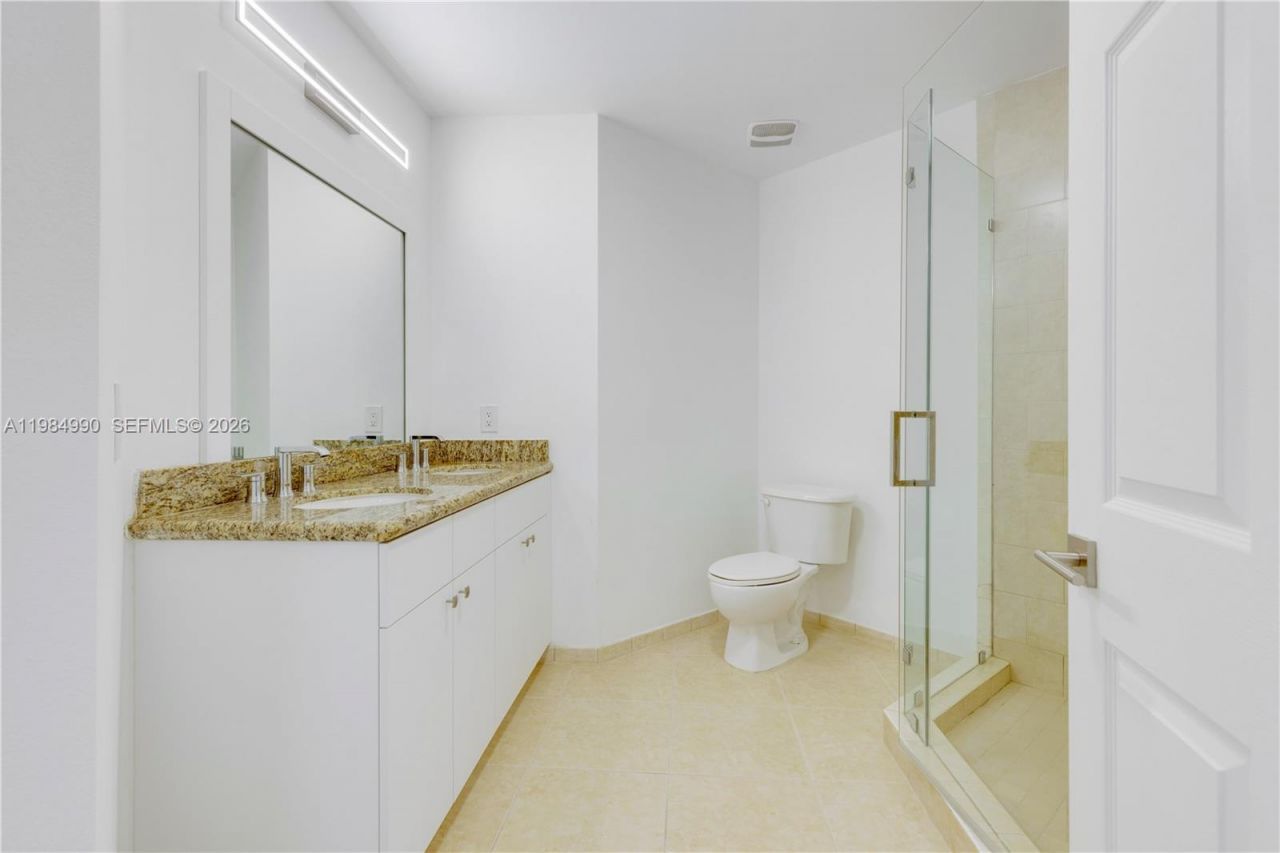 3001 NE 185th St , Unit 317, Aventura, FL 33180 Photo