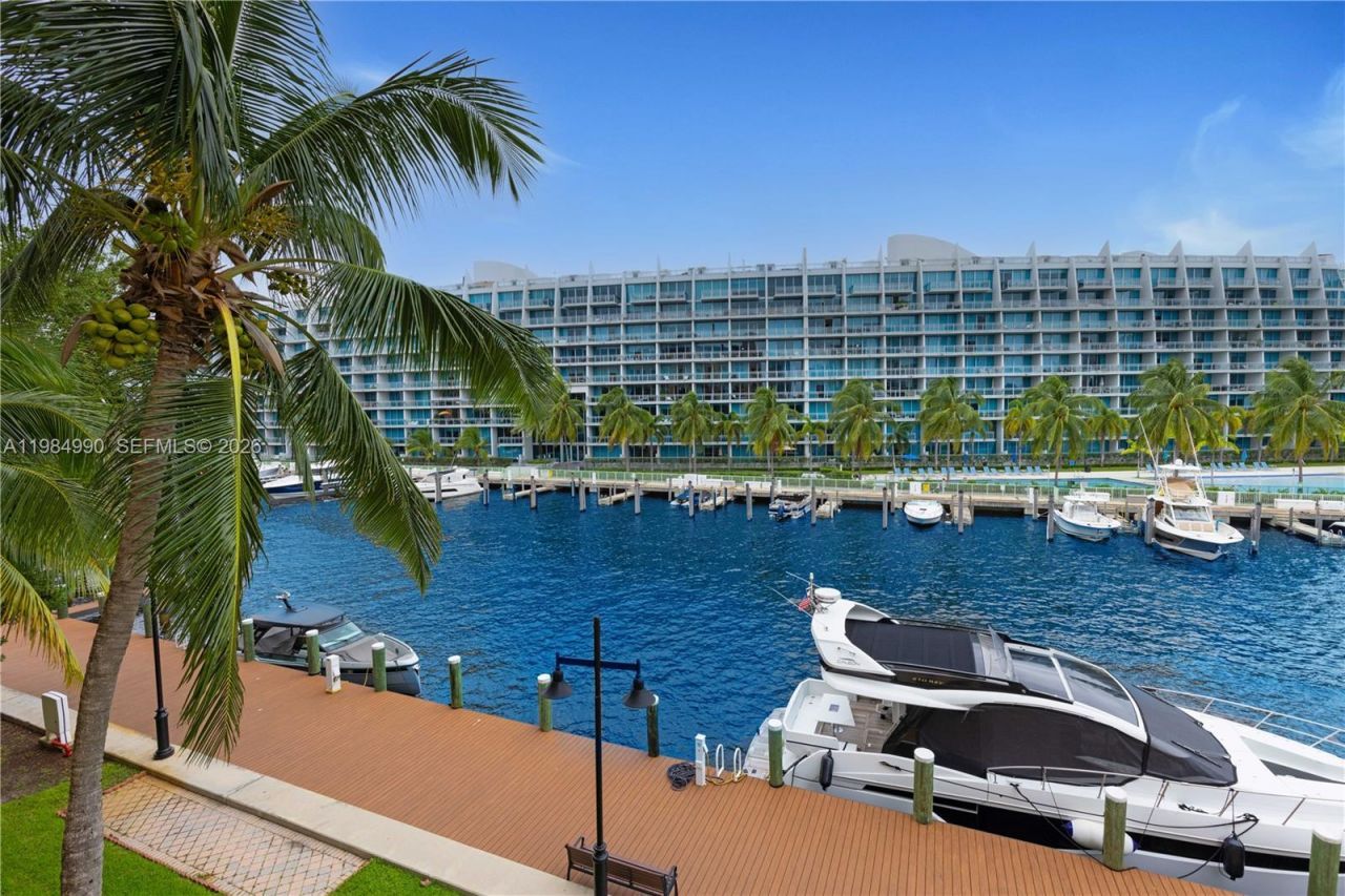 3001 NE 185th St , Unit 317, Aventura, FL 33180 Photo