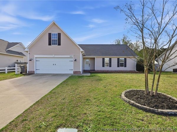 5231 Ahoskie Drive, Hope Mills, NC 28348