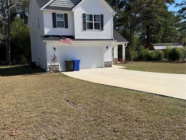 360 Summer Hill Road , Fayetteville, NC 28303