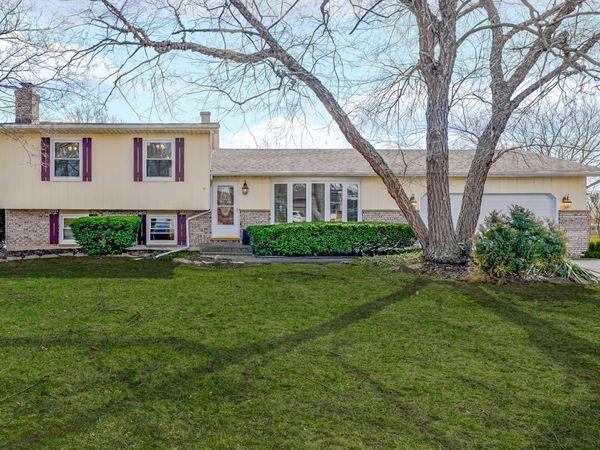 13055 W 28th Street, Zion, IL 60099