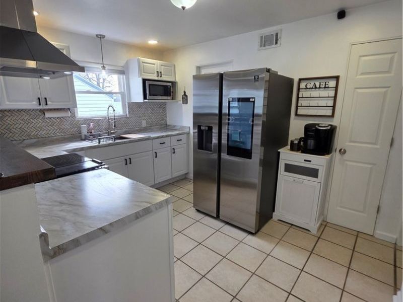 1334 E 346th Street, Eastlake, OH 44095 Photo 4