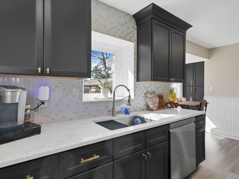 327 E Jeffrey Place, Columbus, OH 43214 Photo 18