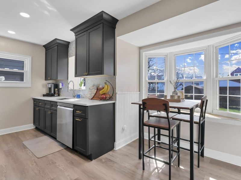 327 E Jeffrey Place, Columbus, OH 43214 Photo 21