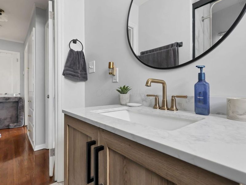 327 E Jeffrey Place, Columbus, OH 43214 Photo 28