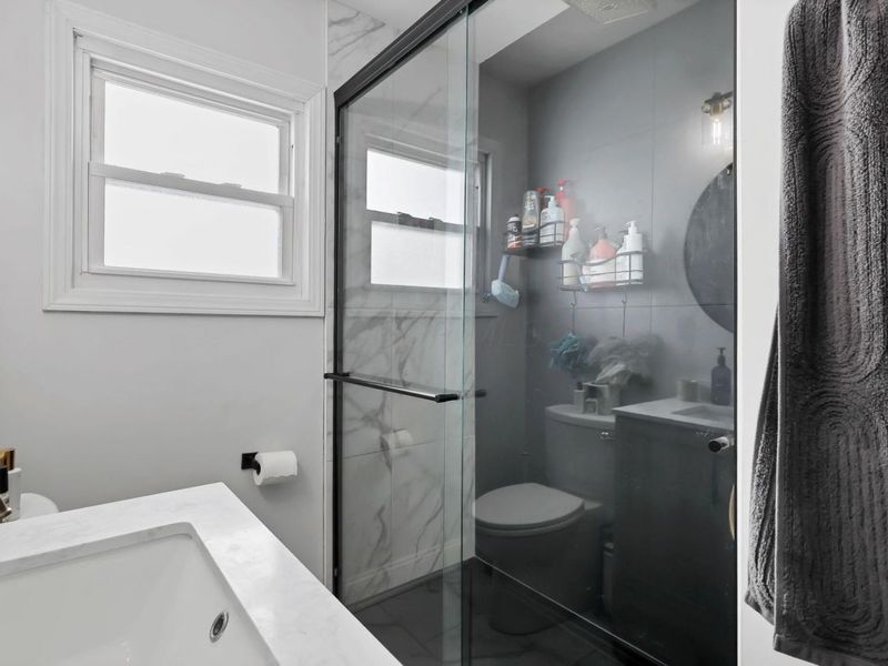 327 E Jeffrey Place, Columbus, OH 43214 Photo 29