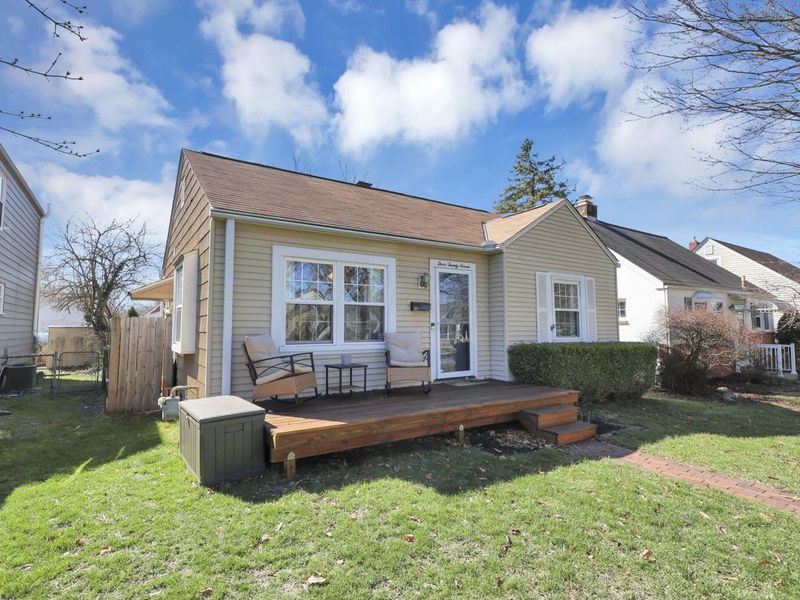 327 E Jeffrey Place, Columbus, OH 43214 Photo 5