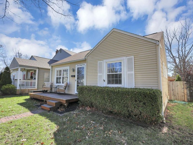 327 E Jeffrey Place, Columbus, OH 43214 Photo 7