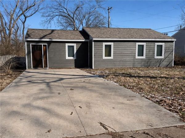 2608 Moundview Drive, Lawrence, KS 66049