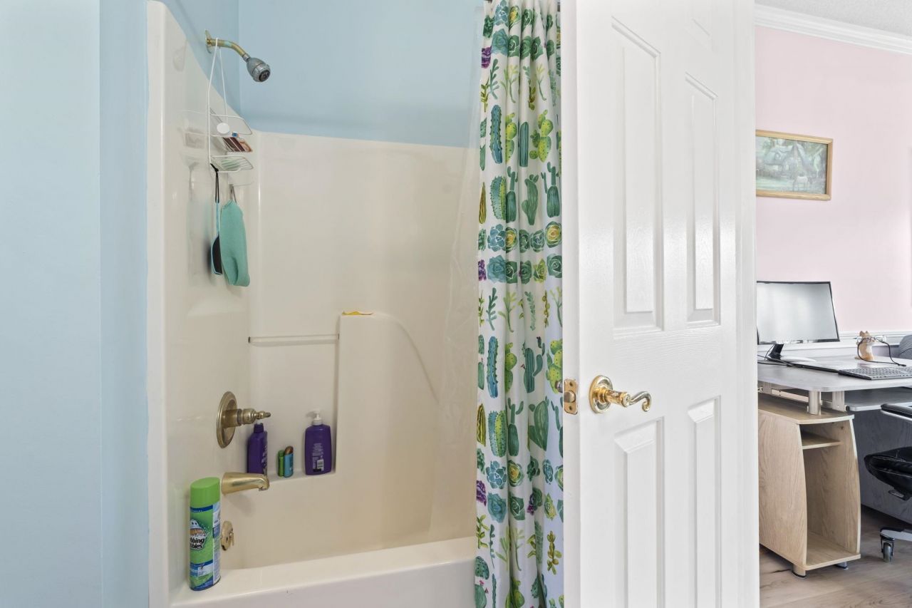 4827 Orchid Way Photo 13