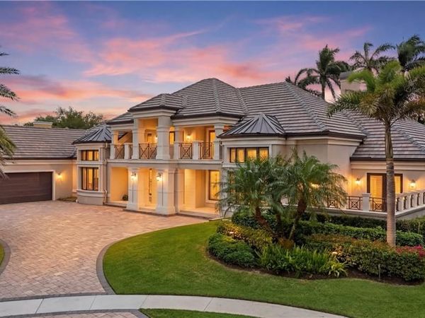 328 SEDGWICK CT, NAPLES, FL 34108
