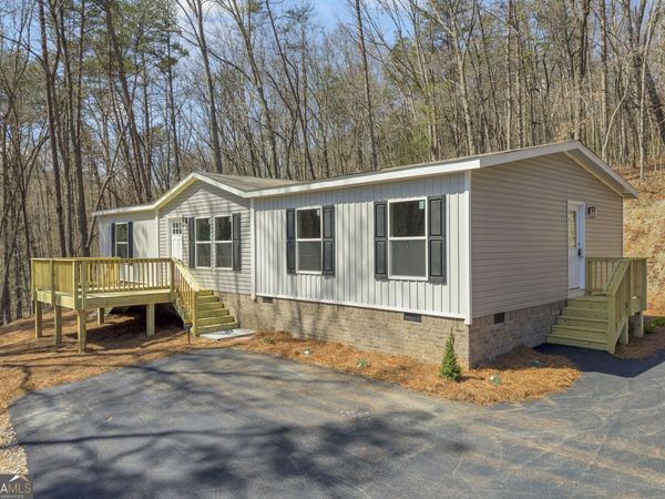 136 Poplar Drive, Dawsonville, GA 30534