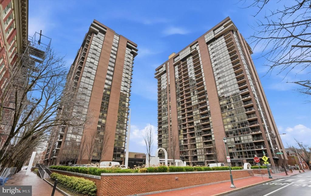 241 S 6th St, Unit 1304F, Philadelphia, PA 19106 Main Photo