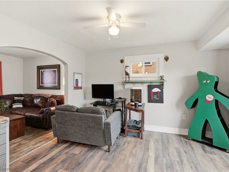 4918 Yorkshire Avenue, Parma, OH 44134 Photo 18