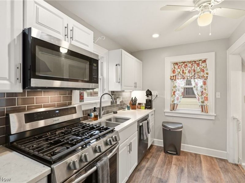 4918 Yorkshire Avenue, Parma, OH 44134 Photo 24