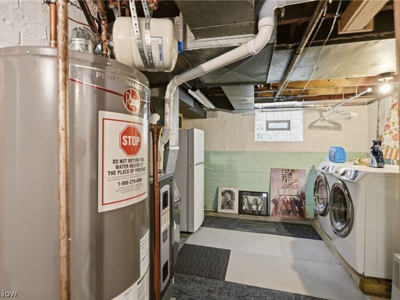 4918 Yorkshire Avenue, Parma, OH 44134 Photo 40