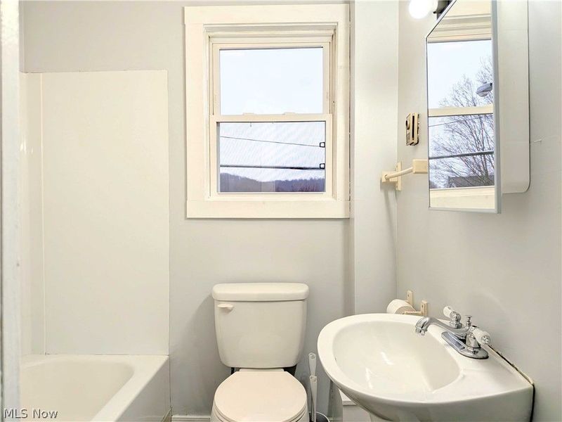 117 N Market Street , Waynesburg, OH 44688 Photo 22