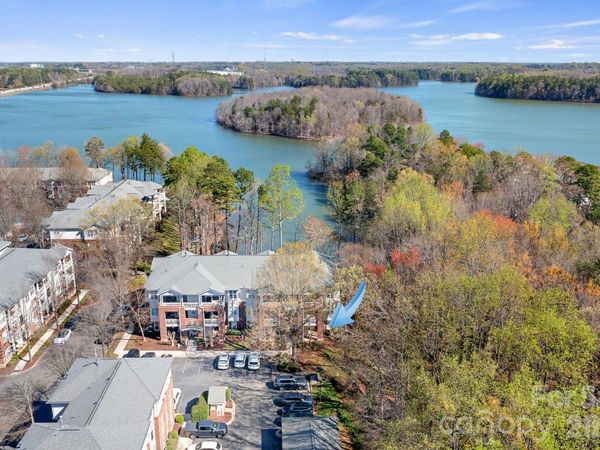 714 Northeast Drive, Unit 52, Davidson, NC 28036