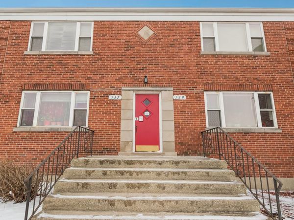 737-739 Garfield Street , Oak Park, IL 60304