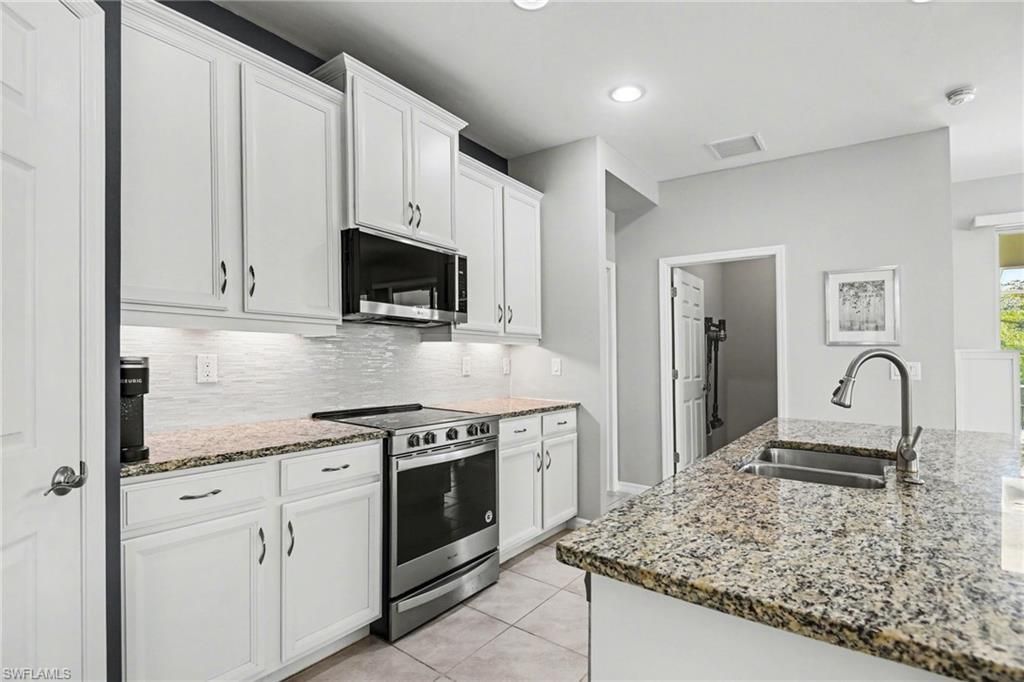 15154 Yellow Wood Dr , Alva, FL 33920 Photo