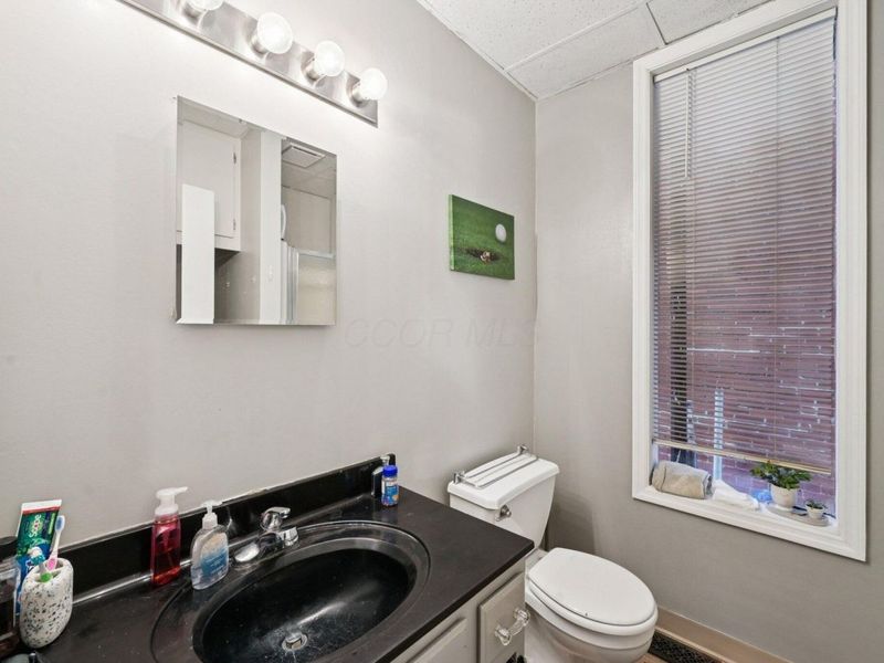 758 Neil Avenue, Unit A&B, Columbus, OH 43215 Photo 15