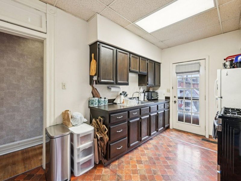 758 Neil Avenue, Unit A&B, Columbus, OH 43215 Photo 4